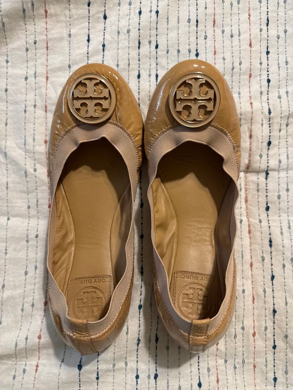 Tory Burch Caroline Patent Leather Tan Nude Ballet Flats Size 7
